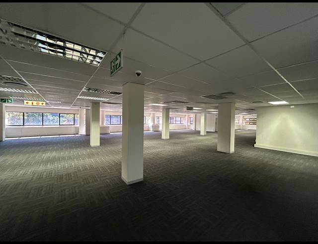 1,929M² OFFICE TO LET IN SANDTON CENTRAL